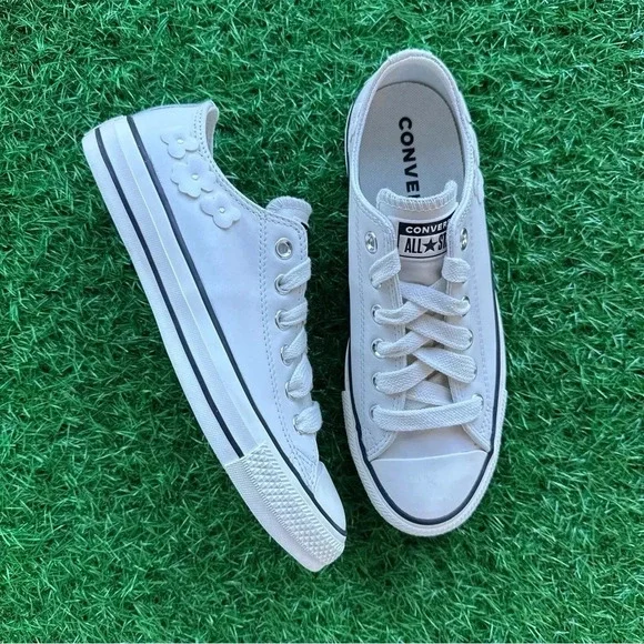 🎁Converse Chuck Taylor All Star Ctas Ox Vintage White Floral - Picture 3 of 6